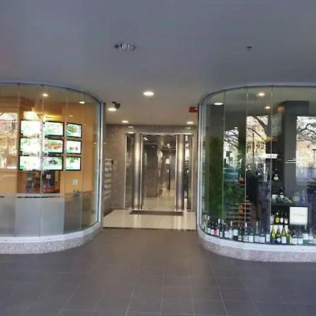 Dana-Cozy Studio With Shared Entry In The City Canberra Esterno foto